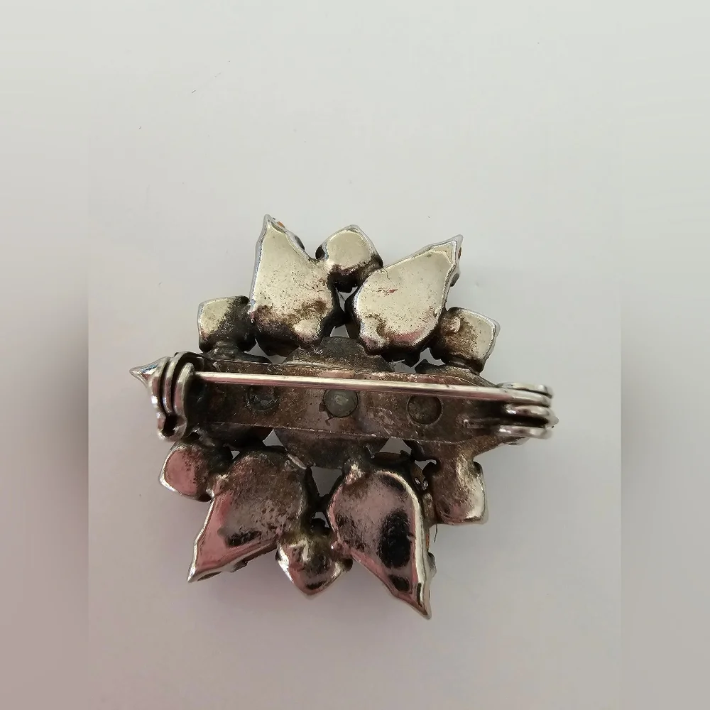 Vintage Starburst Brooch Clear Rhinestone Mid Century Modern MCM Atomic Sunburst